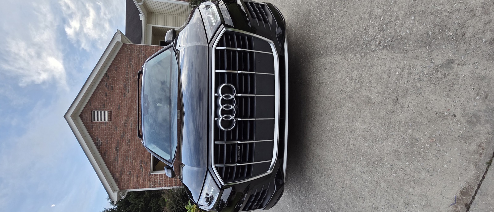 Audi Q7 exterior